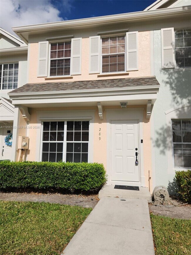 289 Duval Ct in Weston, FL - Building Photo - Building Photo
