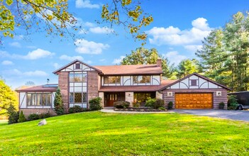 6636 Isle of Skye Dr in Highland, MD - Building Photo - Building Photo