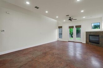 5631 Longview St in Dallas, TX - Building Photo - Building Photo