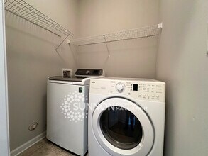 11051 Dixie Hills Dr in Charlotte, NC - Building Photo - Building Photo