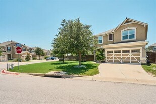 144 Holstein St in Hutto, TX - Building Photo