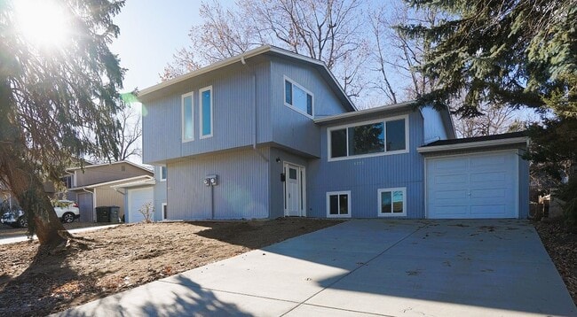 1225 S Coffman St in Longmont, CO - Building Photo - Building Photo