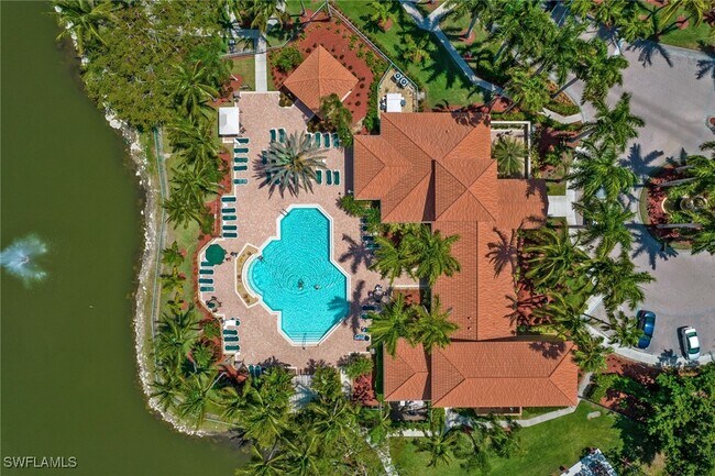 property at 1185 Wildwood Lakes Blvd