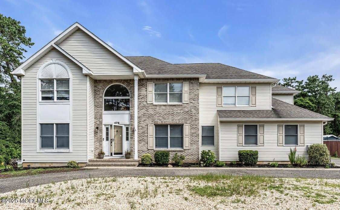 476 Birch Bark Dr in Brick, NJ - Building Photo