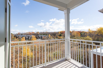 Madison Reserve Shrewsbury in Shrewsbury, MA - Building Photo - Interior Photo