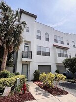 3102 Toscana Cir in Tampa, FL - Building Photo