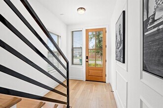 2717 Drew St in Houston, TX - Building Photo - Building Photo