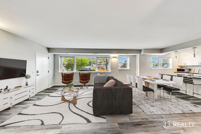 551 N Ridge Ave, Unit 003 in Arlington Heights, IL - Building Photo - Building Photo