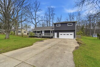 3735 Richlawn Rd in Richfield, OH - Building Photo - Building Photo