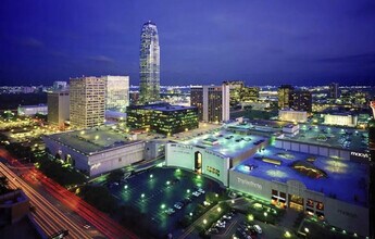 2626 Sage Rd in Houston, TX - Building Photo - Building Photo