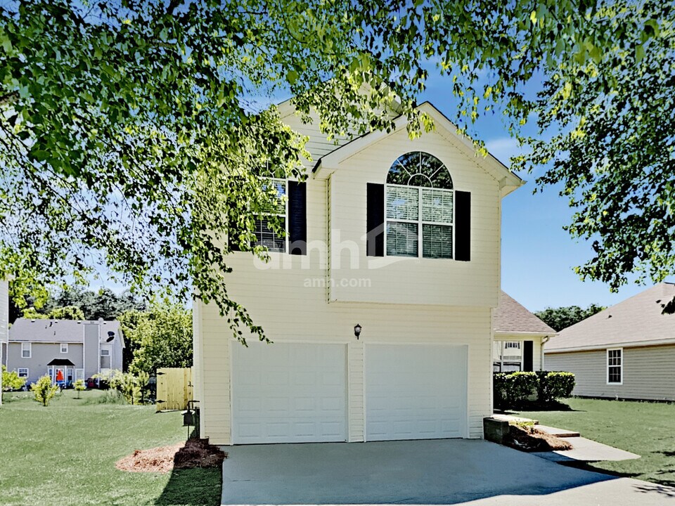 4729 Score Ct in Snellville, GA - Building Photo