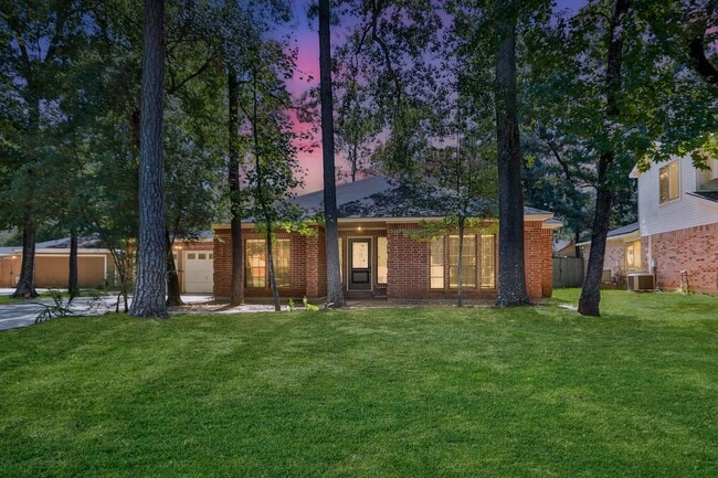 property at 10 Thundercove Pl