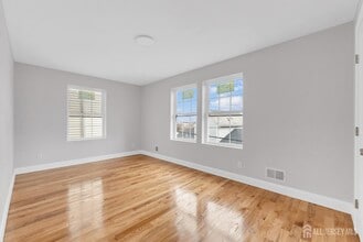138 Milford Ave in Newark, NJ - Building Photo - Building Photo