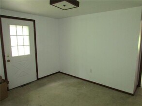 125 Rock Run Rd in Elizabeth, PA - Building Photo - Building Photo