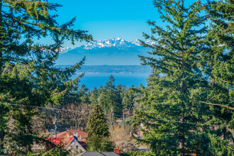 Puget Sound Apartments in Seattle, WA - Building Photo - Building Photo