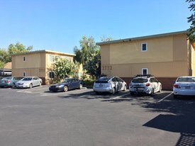 Birchwood Meadows in Sacramento, CA - Building Photo