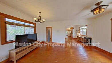 1110 Curley Ave in Santa Barbara, CA - Building Photo - Building Photo