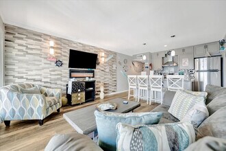 2506 N Rocky Point Dr-Unit -ID1290877P in Tampa, FL - Building Photo - Building Photo