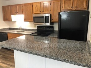 9227 Shady Bend Ln in Knoxville, TN - Building Photo - Building Photo