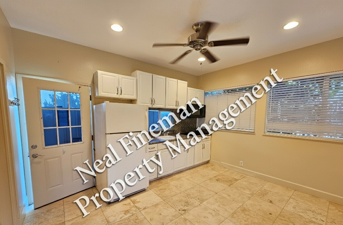 99-040 Upapalu Dr in Aiea, HI - Building Photo