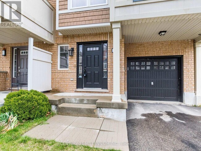260 Wetenhall Landing in Milton, ON - Building Photo - Building Photo
