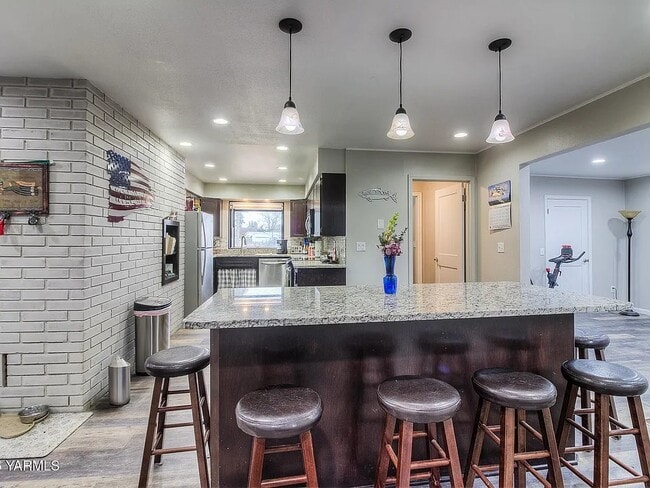 4003 Emma Ln in Yakima, WA - Building Photo - Building Photo