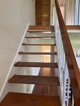 361 W Park Dr in Doral, FL - Foto de edificio - Building Photo