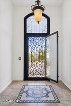 8356 E San Ricardo Dr in Scottsdale, AZ - Building Photo - Building Photo