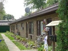 2121 Canal St in Blue Island, IL - Building Photo