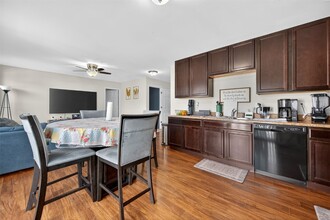 535 Country Chase Dr in O'Fallon, MO - Building Photo - Building Photo
