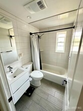 202 Newman St in Metuchen, NJ - Building Photo - Building Photo