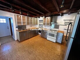 18 Tremont St, Unit 2 in Cambridge, MA - Building Photo