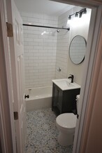 12 Chelsea St, Unit 3 in Boston, MA - Building Photo - Building Photo