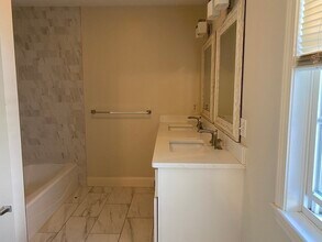 52 Kenneth St in Newton, MA - Building Photo - Building Photo