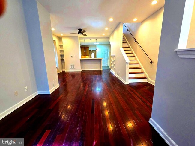 757 Girard St NW in Washington, DC - Building Photo - Building Photo