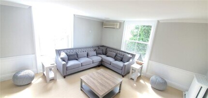 130 Touro St in Newport, RI - Building Photo - Building Photo