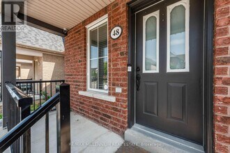 48 Carpendale Crescent in Ajax, ON - Building Photo - Building Photo