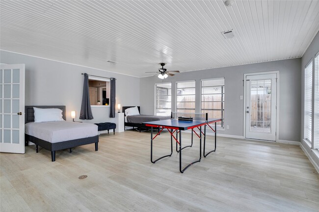 property at 1523 Saddlecreek Dr