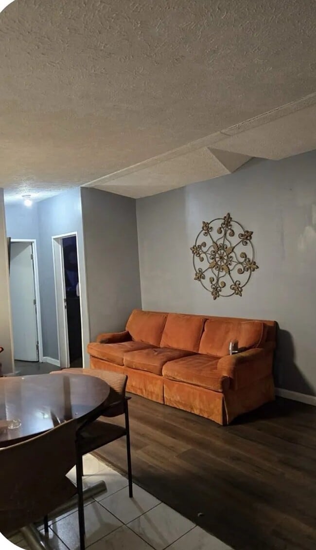 7703 Doe Run, Unit 1A