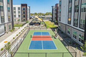 The Somerset in Glendale, AZ - Foto de edificio - Building Photo