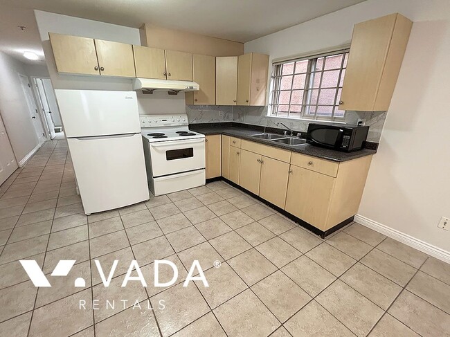 1885 E 55th Ave in Vancouver, BC - Building Photo - Building Photo