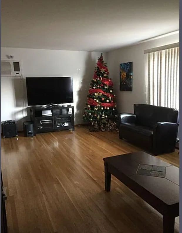 21 Rose St in East Rutherford, NJ - Building Photo - Building Photo