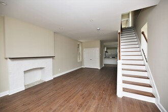 213 Wilson St in Baltimore, MD - Building Photo - Building Photo