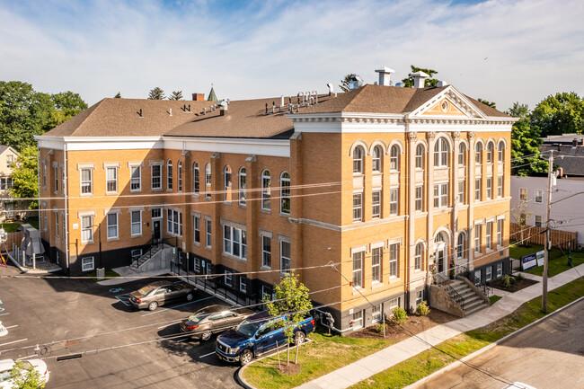 Renaissance Square in Schenectady, NY - Foto de edificio - Building Photo