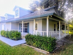 819 Cindy Cir Ln in Wellington, FL - Building Photo - Building Photo