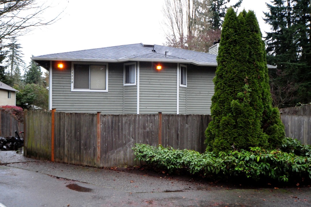 21713 80th Ave W in Edmonds, WA - Building Photo