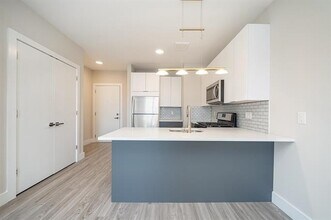 6119 Broadway in West New York, NJ - Building Photo - Building Photo