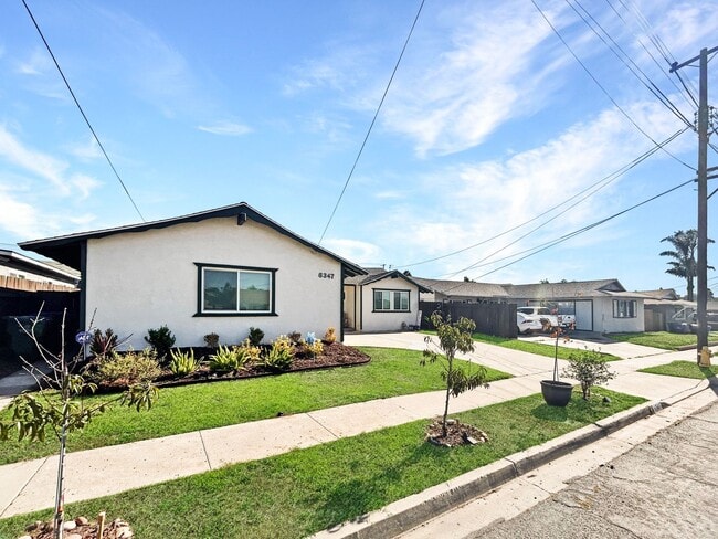 6347 Lake Arago Ave in San Diego, CA - Building Photo - Building Photo