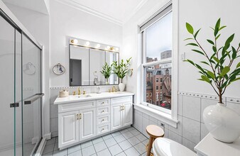 419 Commonwealth Ave, Unit 4 in Boston, MA - Building Photo - Building Photo