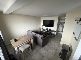 834 Lehua Ave in Pearl City, HI - Building Photo